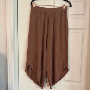 Matilda Jane Brown Capris